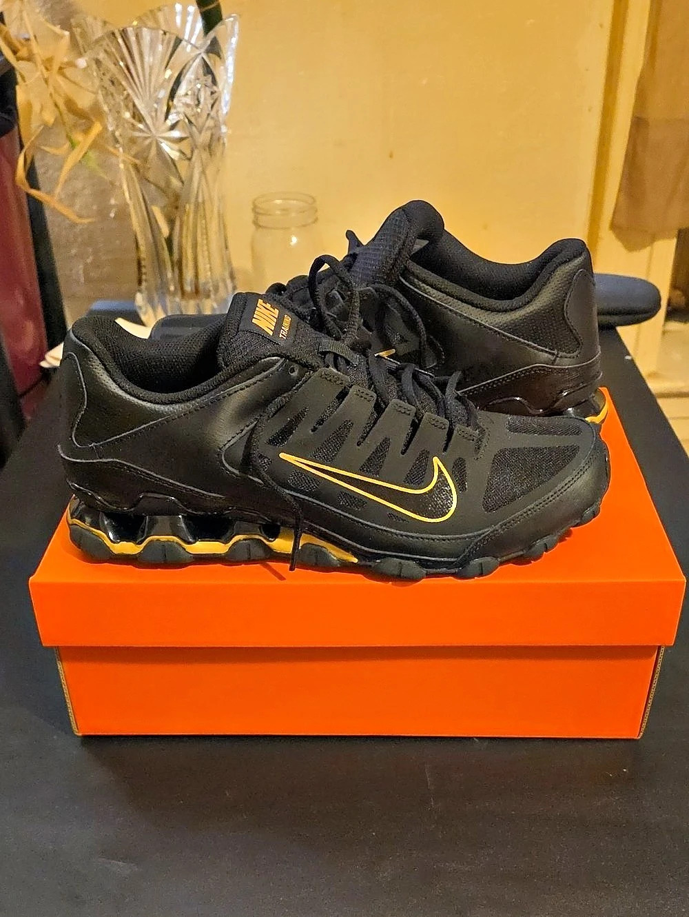 Nike Reax 8 TR Mesh Athletic Shoes Black & Yellow US 10